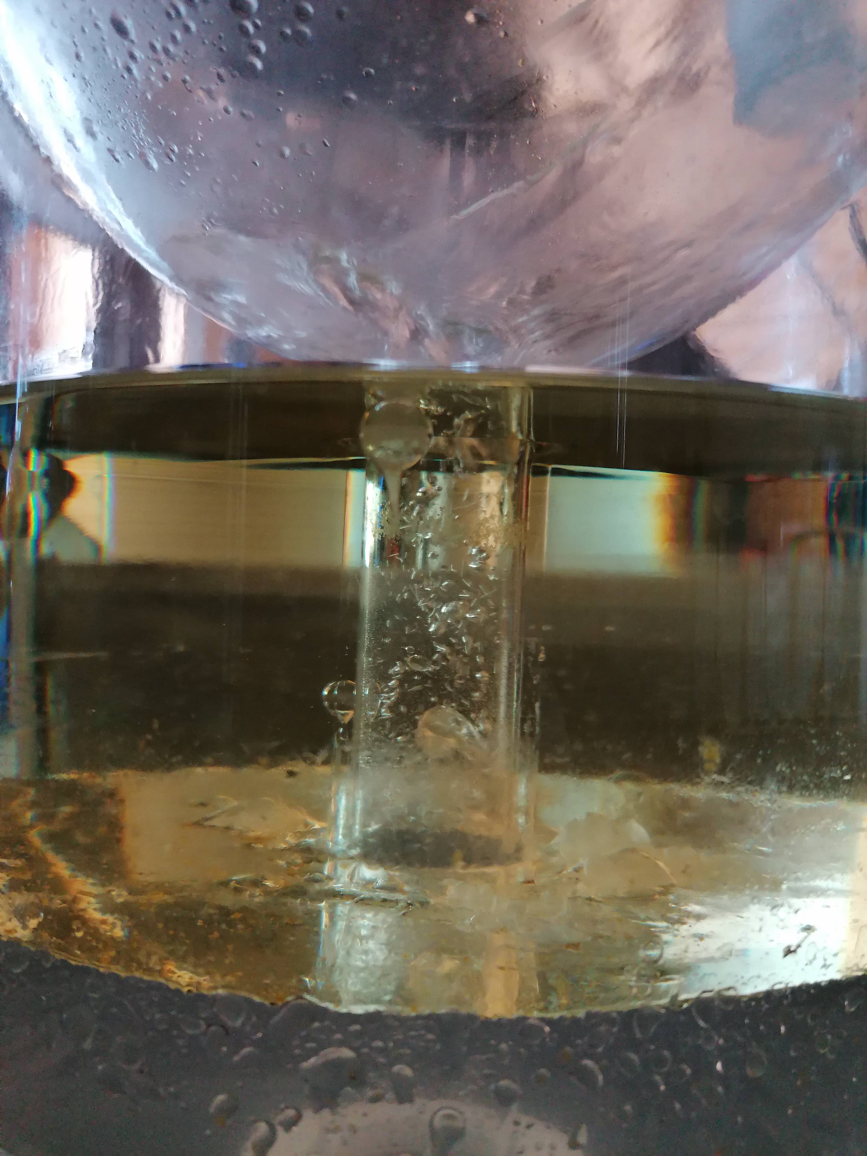 Decouvrez la distillation Aceite esencial de menta verde 100% ecológico y artesanal